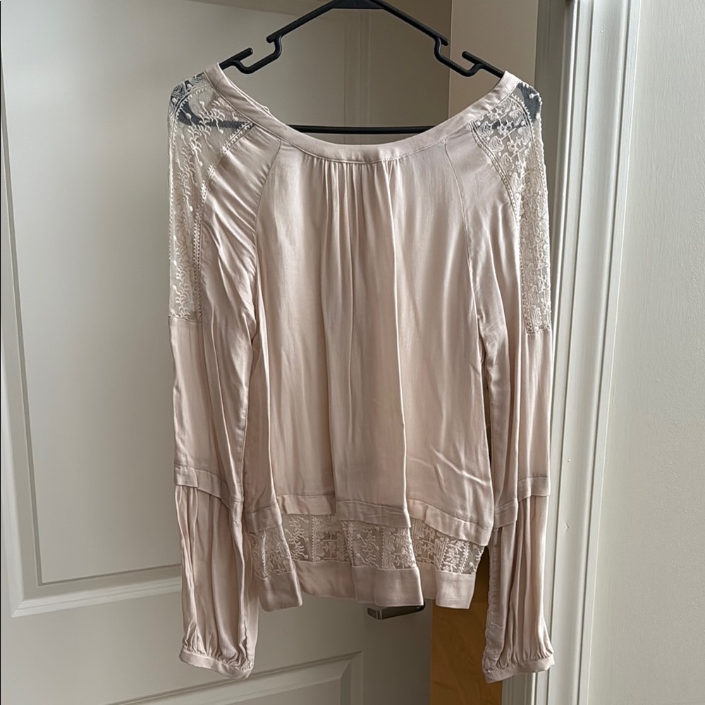 Ro & De Cream Blouse with Lace Details